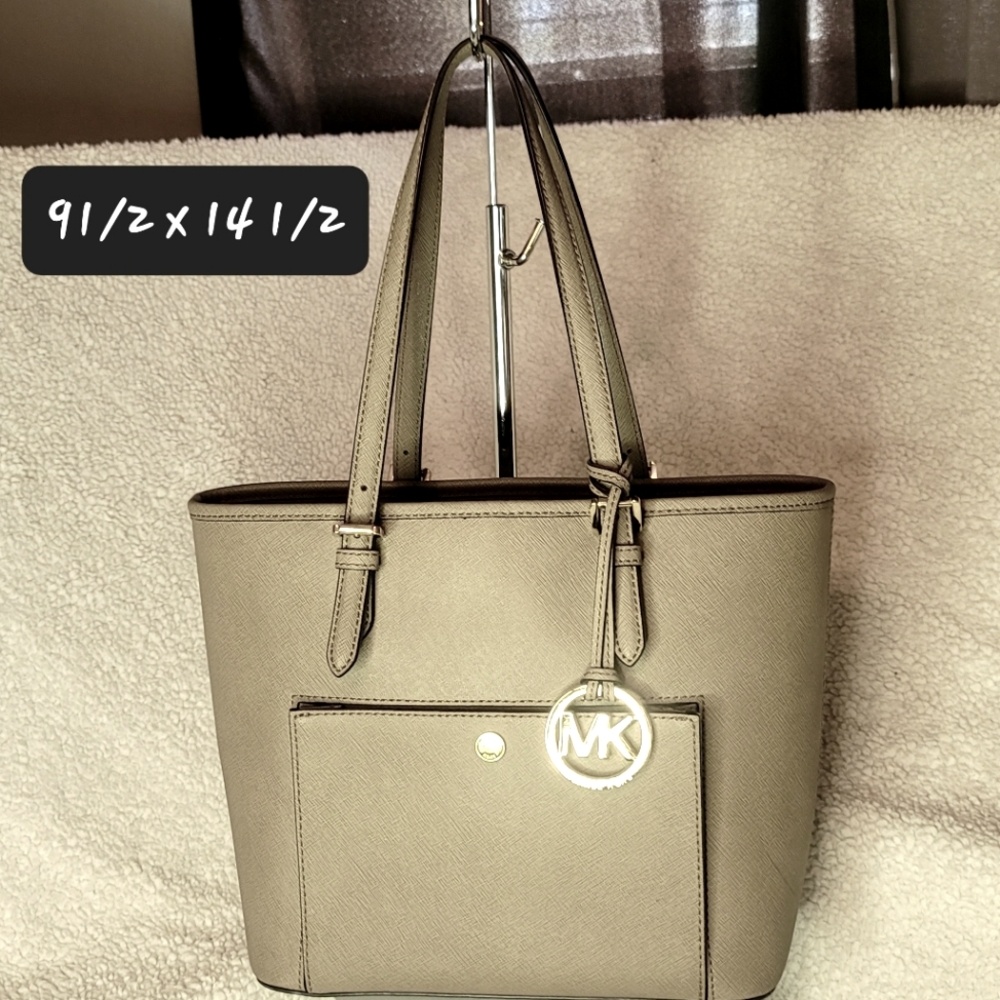Micheal Kors Shoulder Bag